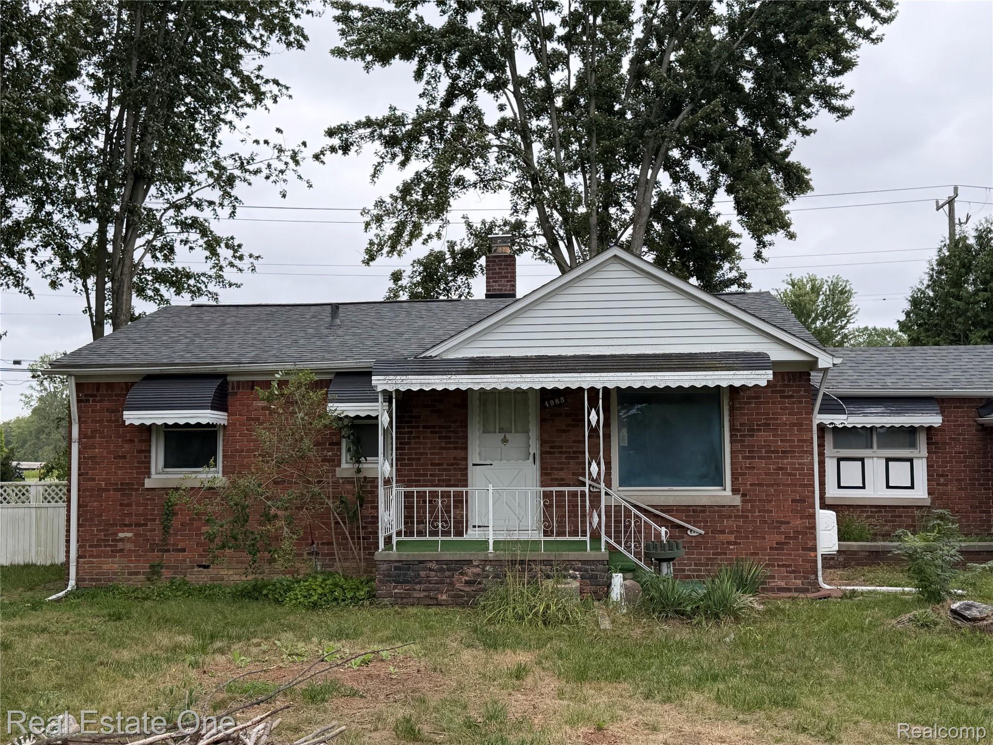 4985 Denton Road