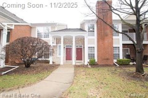 44982 Marigold Drive Sterling Heights City MI 48314