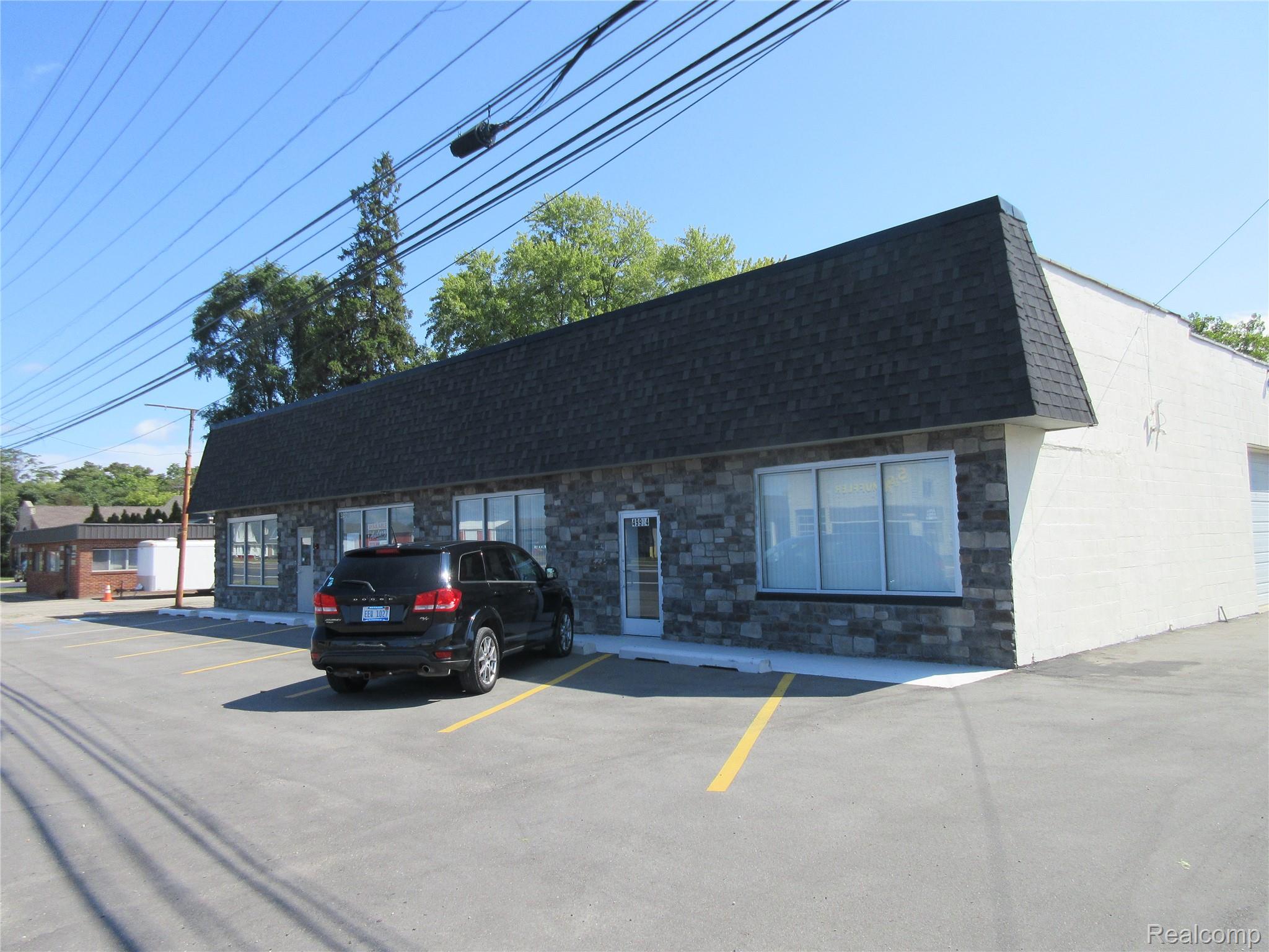 49908 Gratiot Avenue