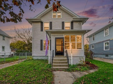 724 4th Street Jackson City MI 49203