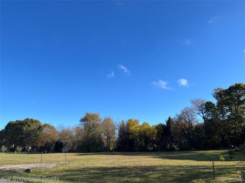 4640 Melanie Lane White Lake Charter Township MI 48383