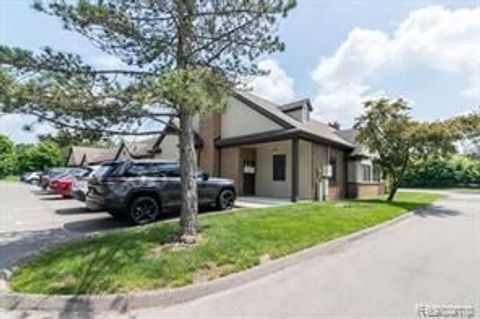 18306 MIDDLEBELT Road 4 Livonia City Wayne MI 48152