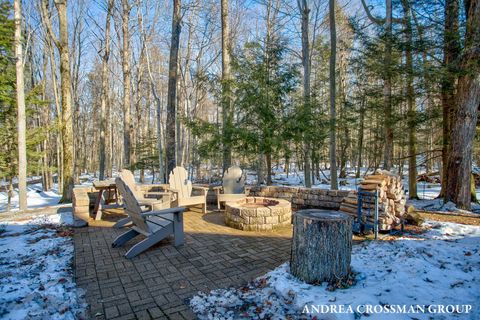A home in WhiteRiverTownship_Muskegon
