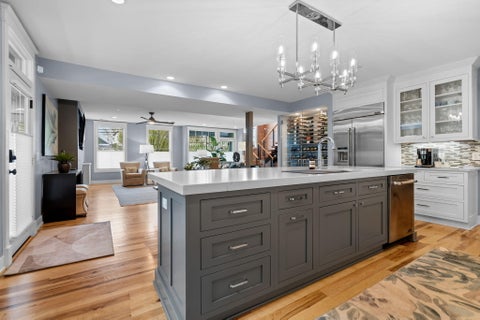 Photo of 111 W Kingsley Street, Ann Arbor, MI 48103 (MLS # 81026034875)
