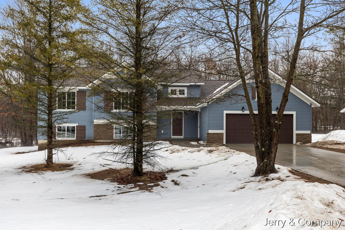 911 Apple Ridge Court