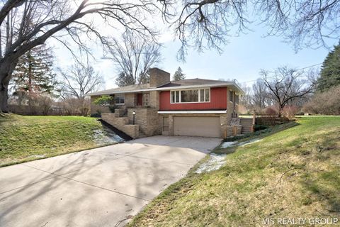 15746 Pruin Street Spring Lake Township MI 49456