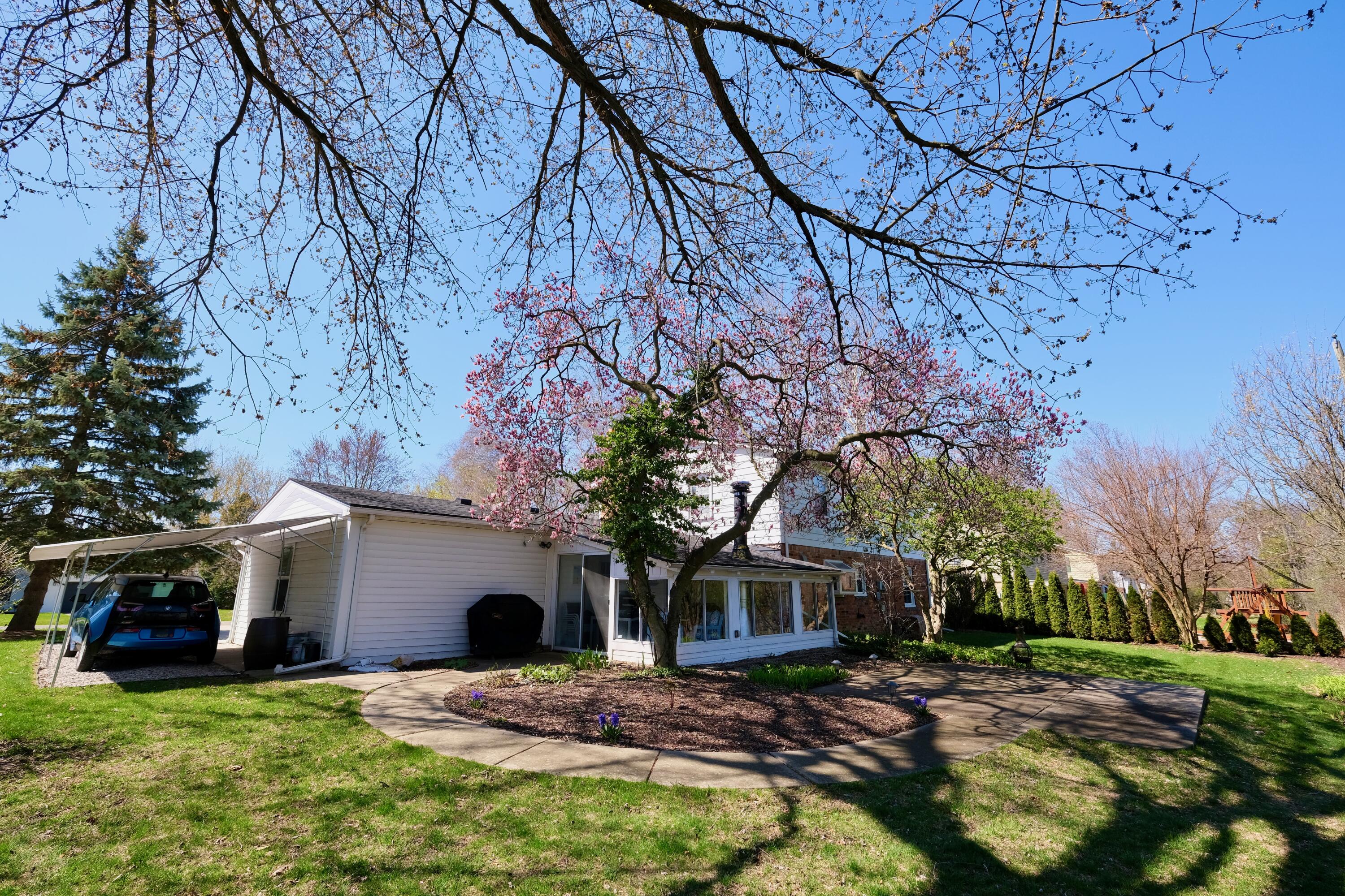 32272 Hearthstone Road