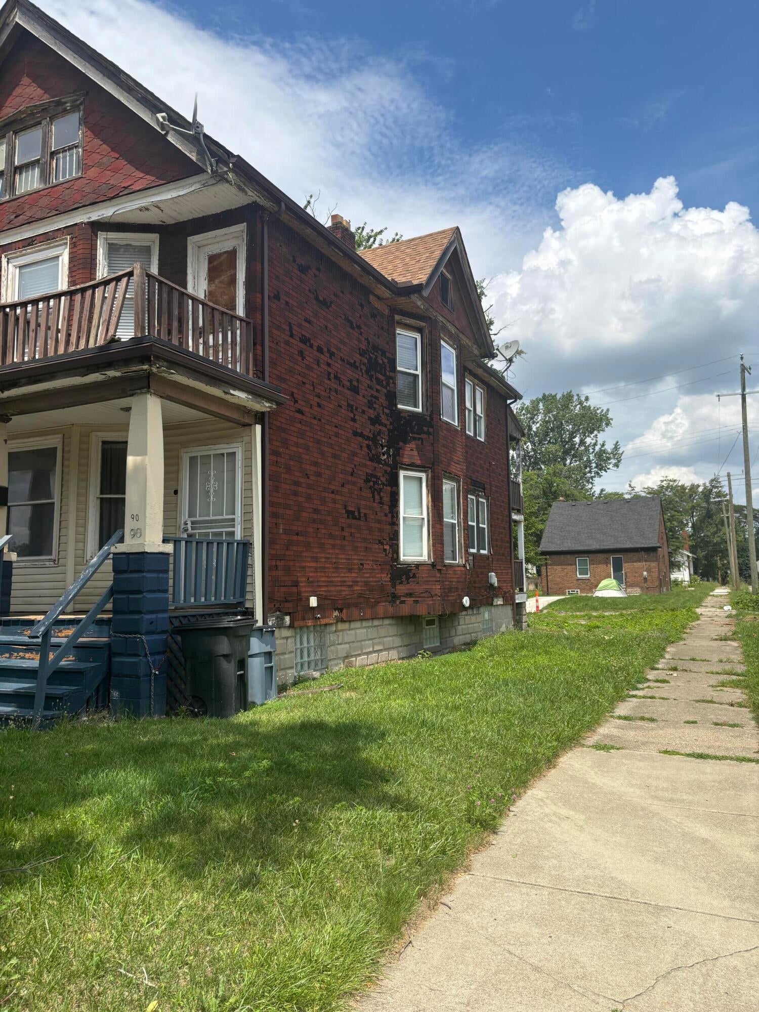 90 North Avenue