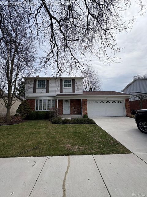 22405 Foxcroft Street Woodhaven City MI 48183