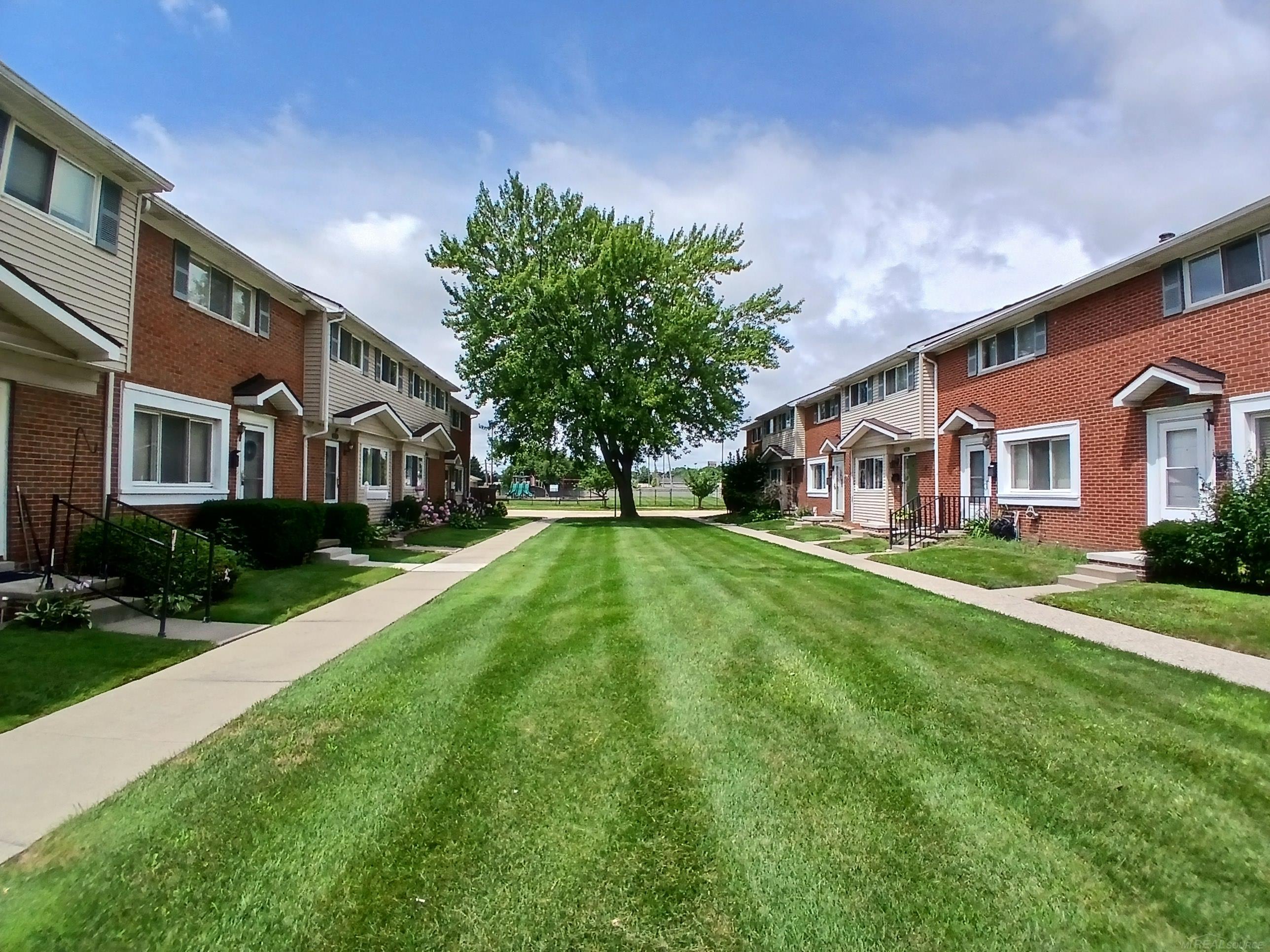 25934 Jeanette Court