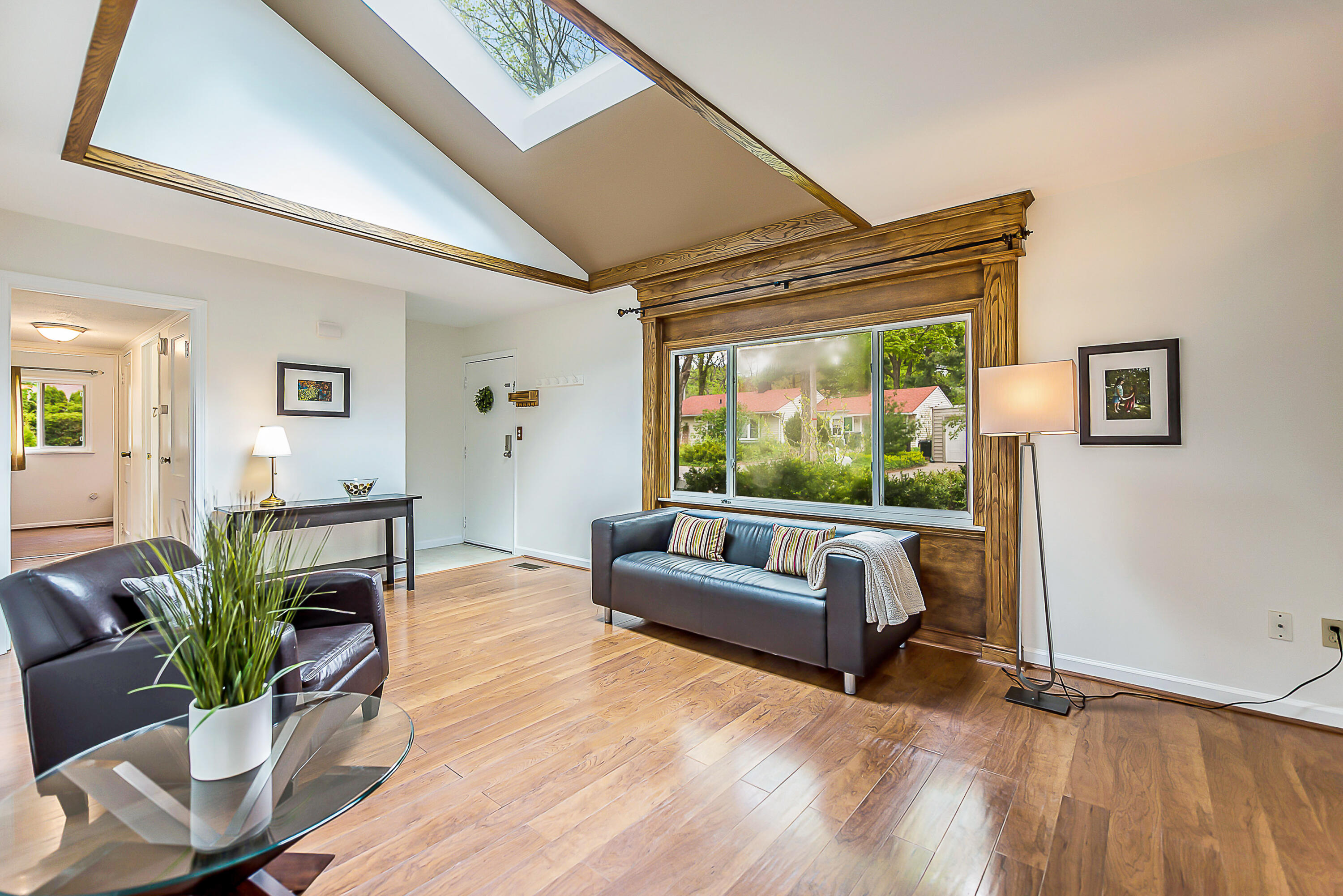 1932 Brock Court