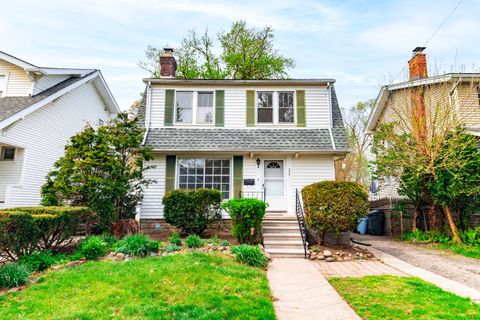 255 E MAPLEHURST Street Ferndale City MI 48220