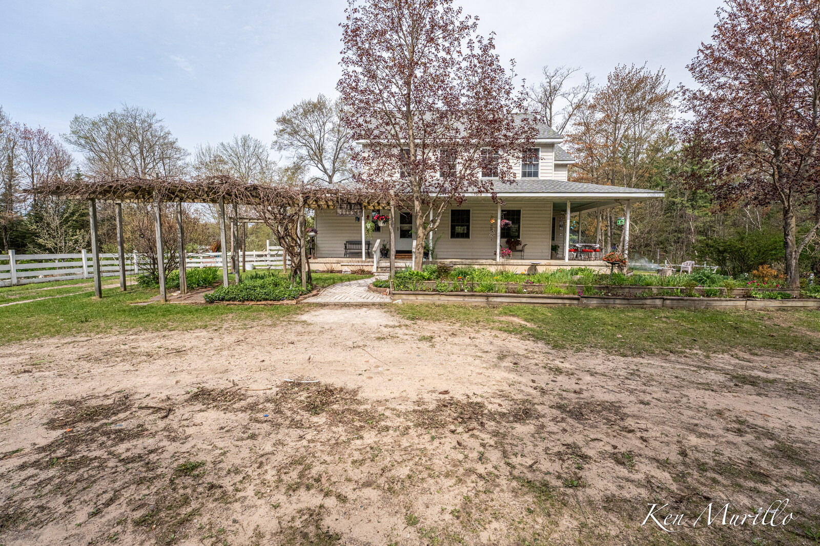 1519 N Roscommon Road