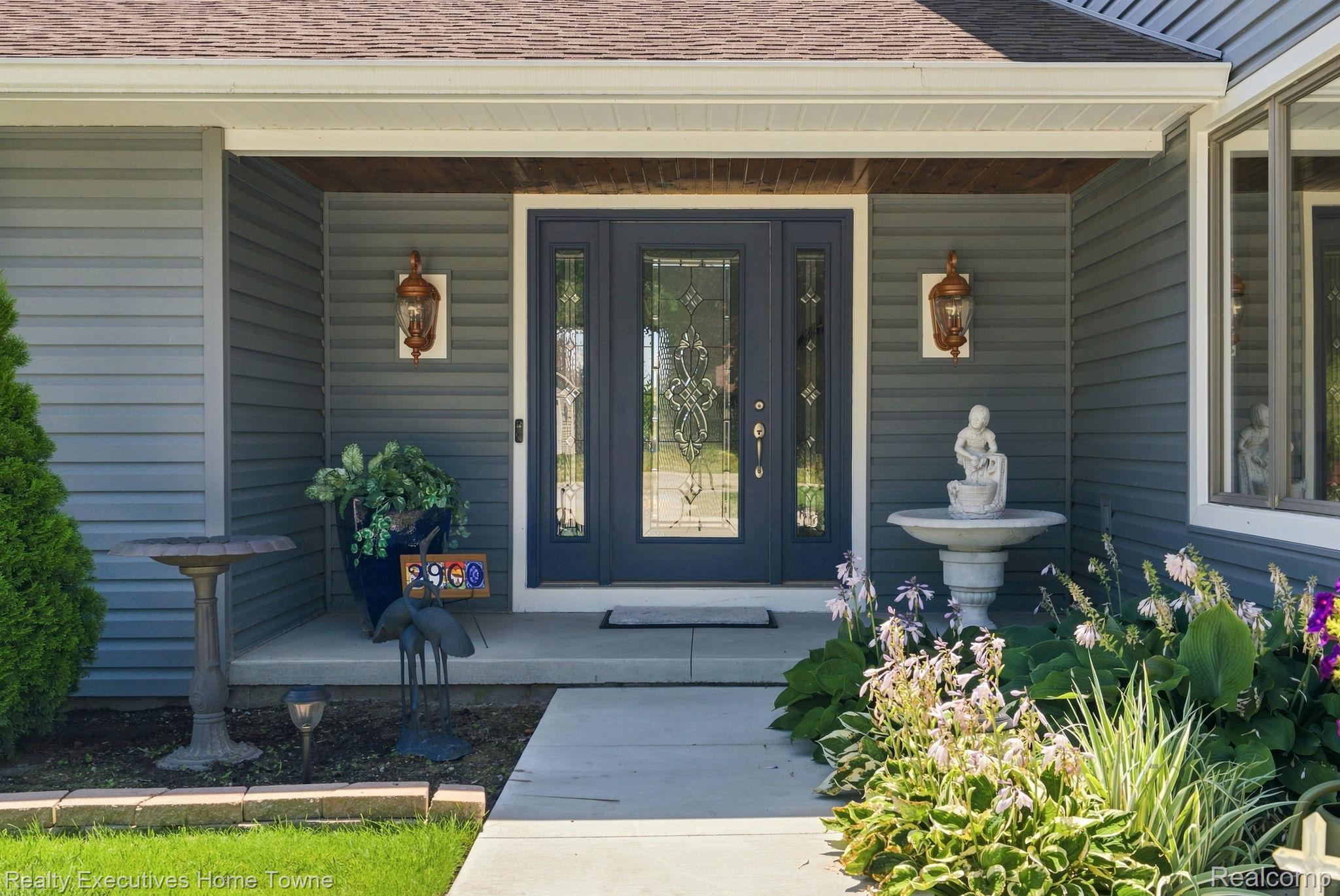 2900 Woodstock Circle