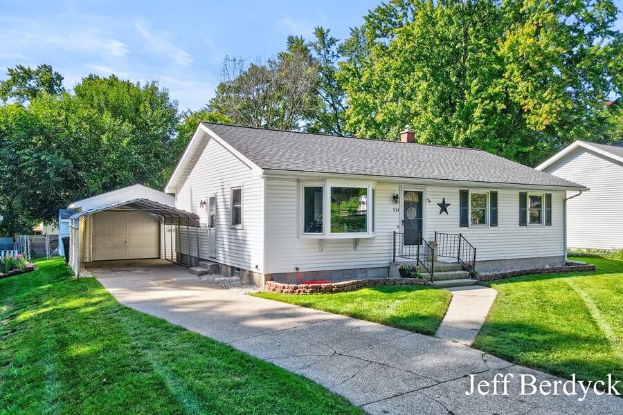 934 Harding Street NW