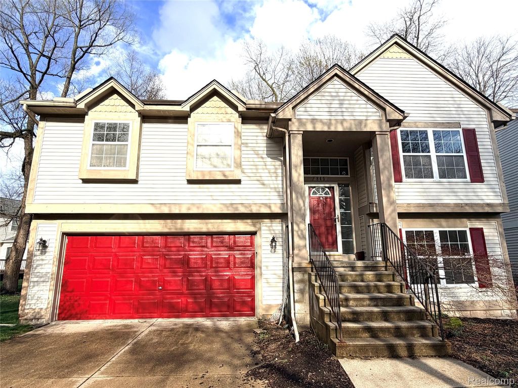 Photo of 845 Canter Lane, Auburn Hills City, MI 48326 (MLS # 20261027715)