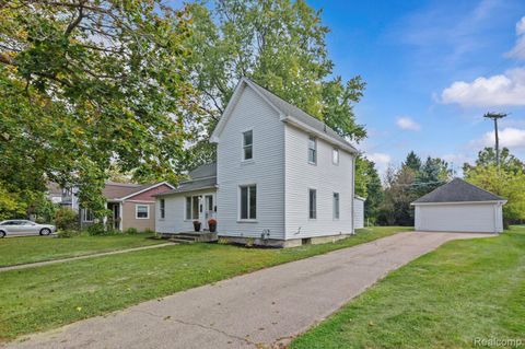 675 W Middle Street Chelsea City MI 48118