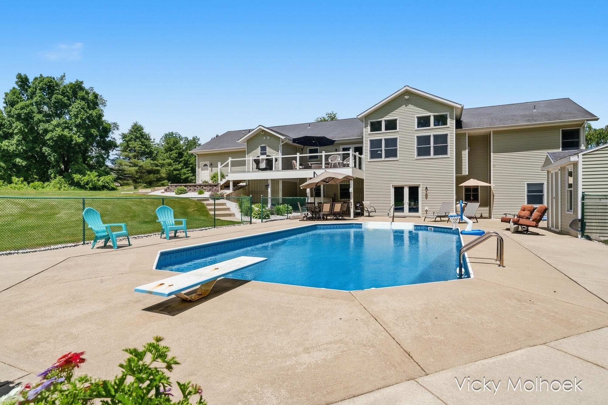 817 Pheasant Ridge Drive