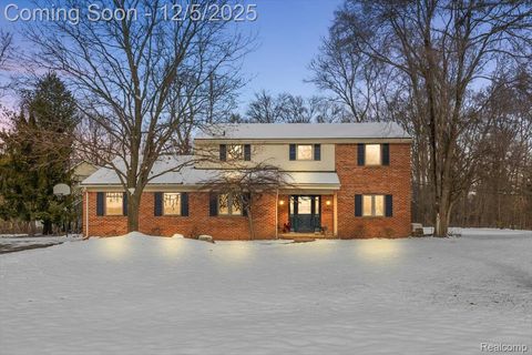 21622 Riverview Drive Beverly Hills Village MI 48025