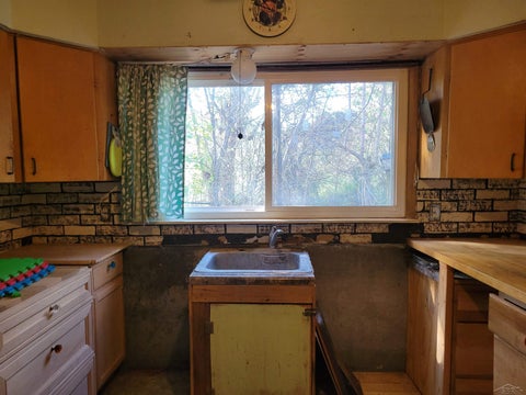Tiny photo for 1806 S Poseyville Road, Ingersoll Township, MI 48640 (MLS # 61050224788)