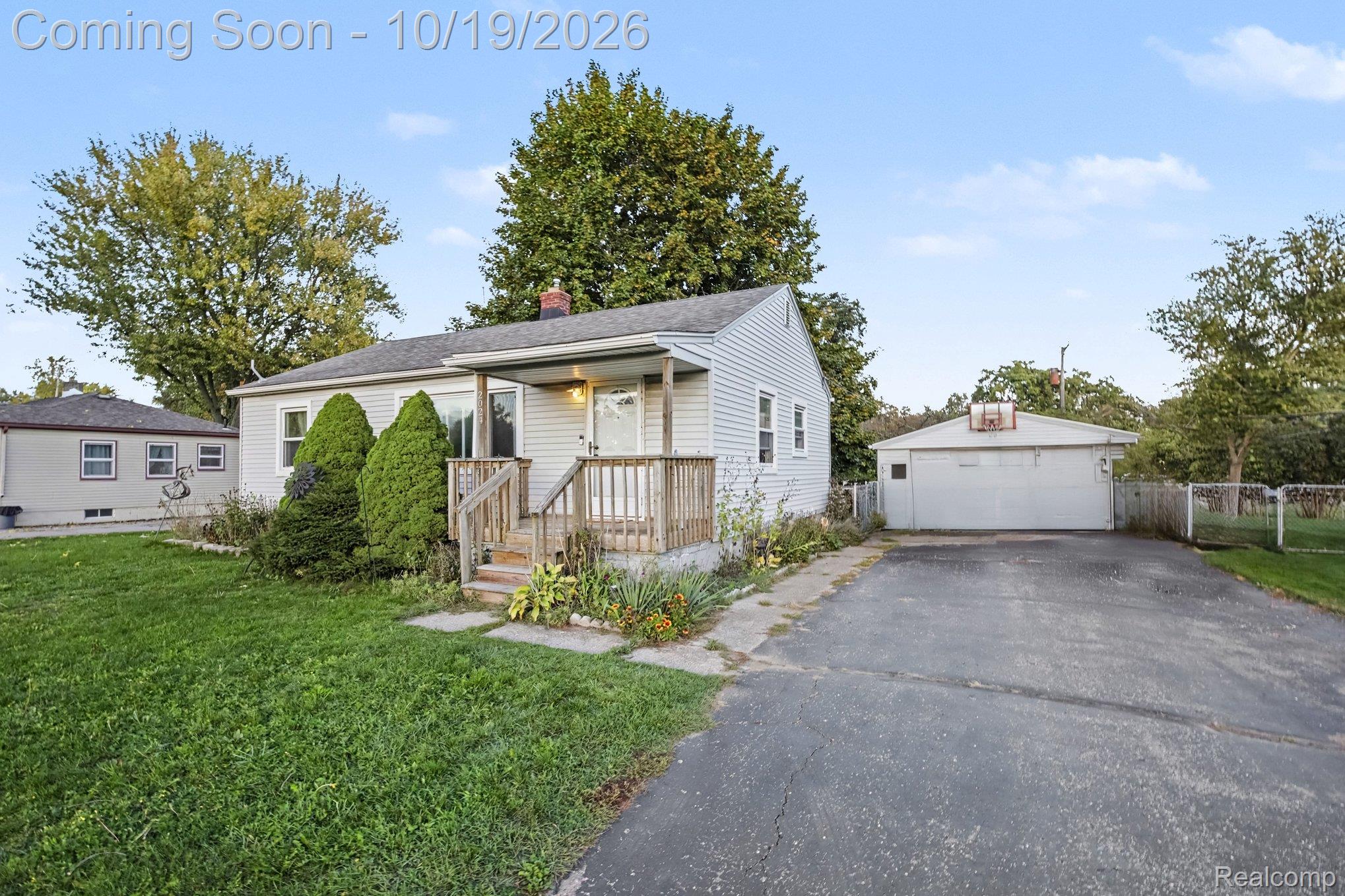 2024 Crescent Lake Road