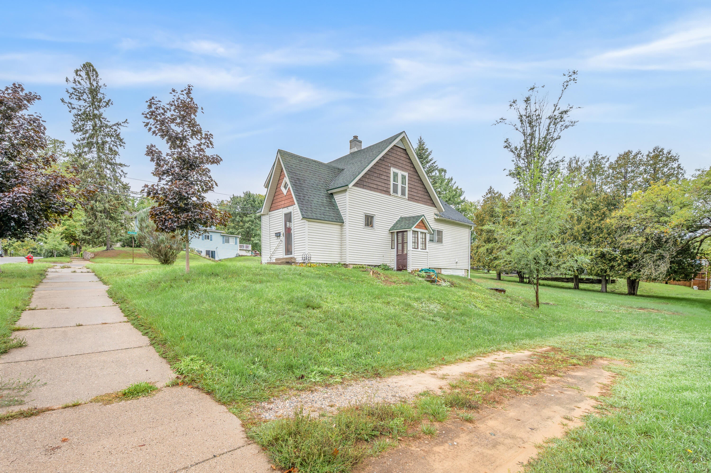 401 Rose Avenue