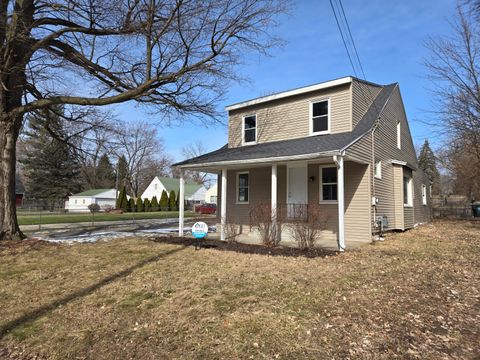 114 W Berry Avenue Lansing City MI 48910