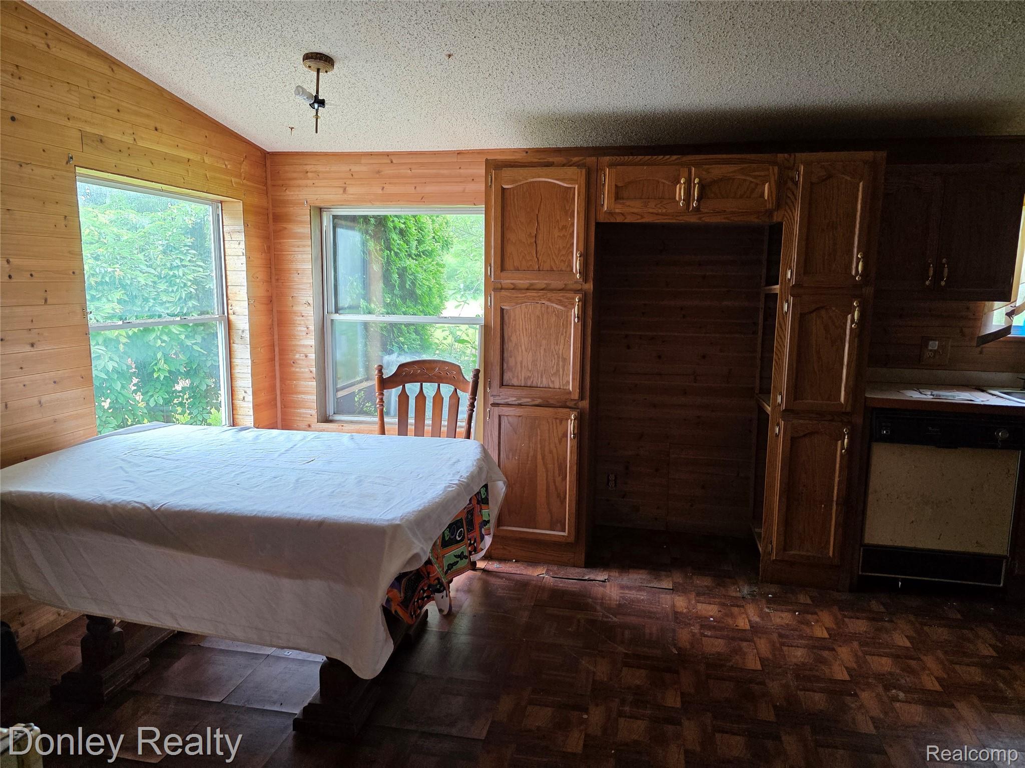 5434 Bowers Road