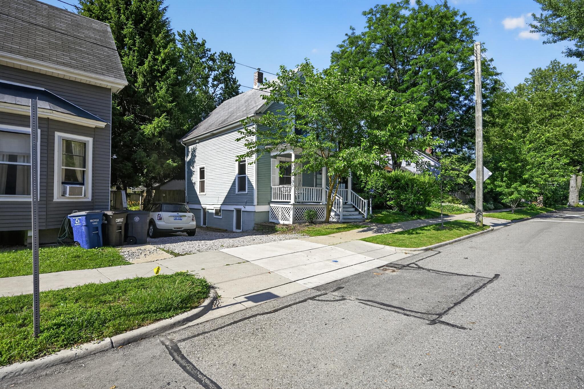 207 W Jefferson Street