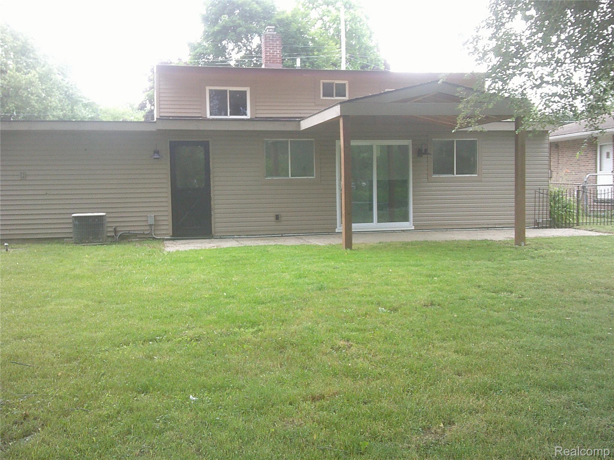 105 N Corbin Street