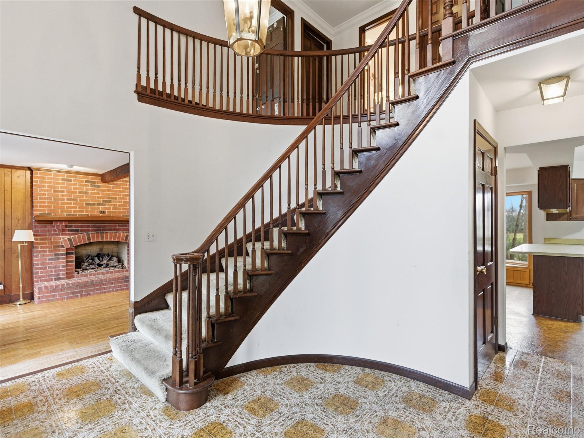 1135 Hickory Hill Drive