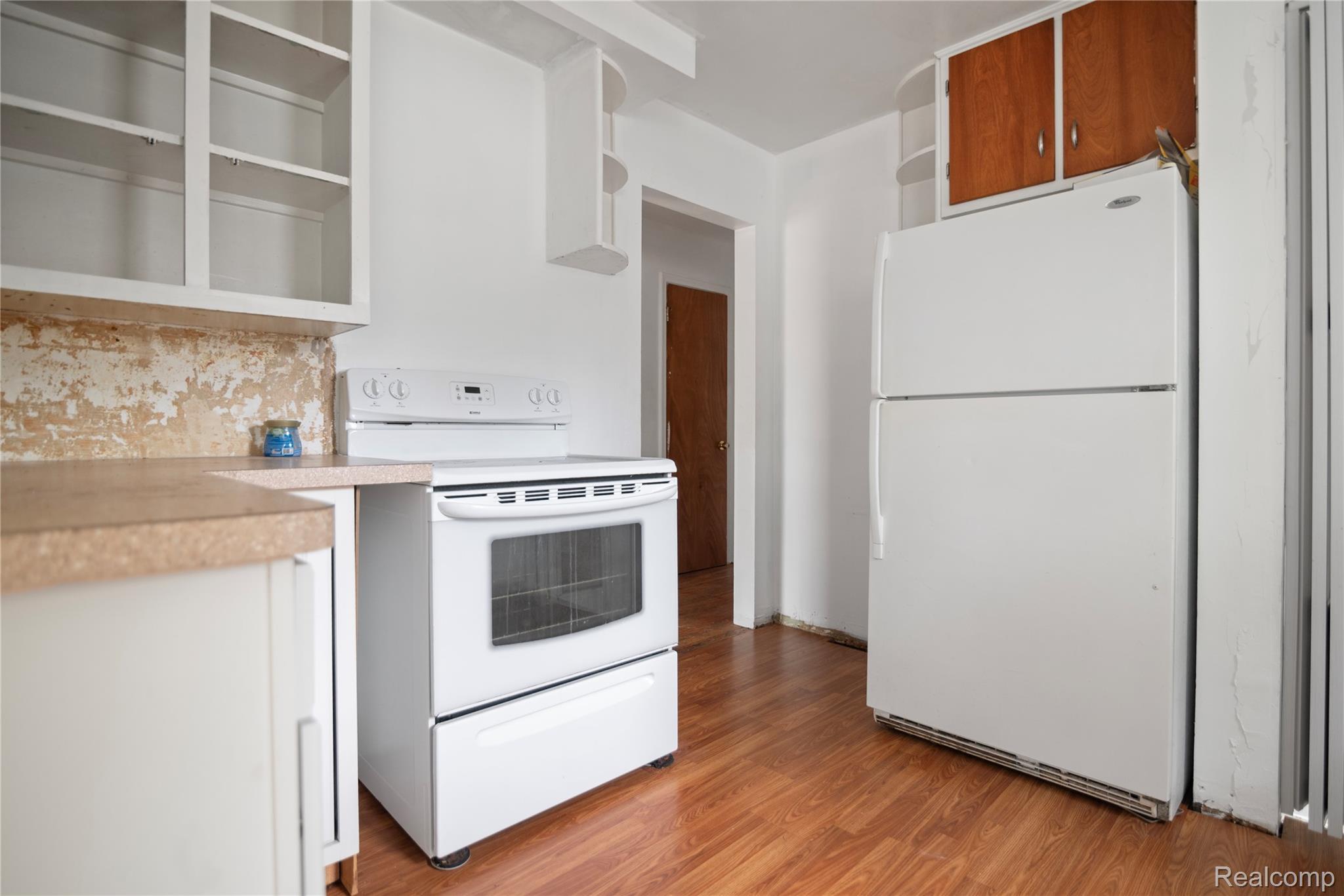 Clawson City, Michigan 48017, United States, 3 Bedrooms Bedrooms, ,1 BathroomBathrooms,Residential,Active,209190