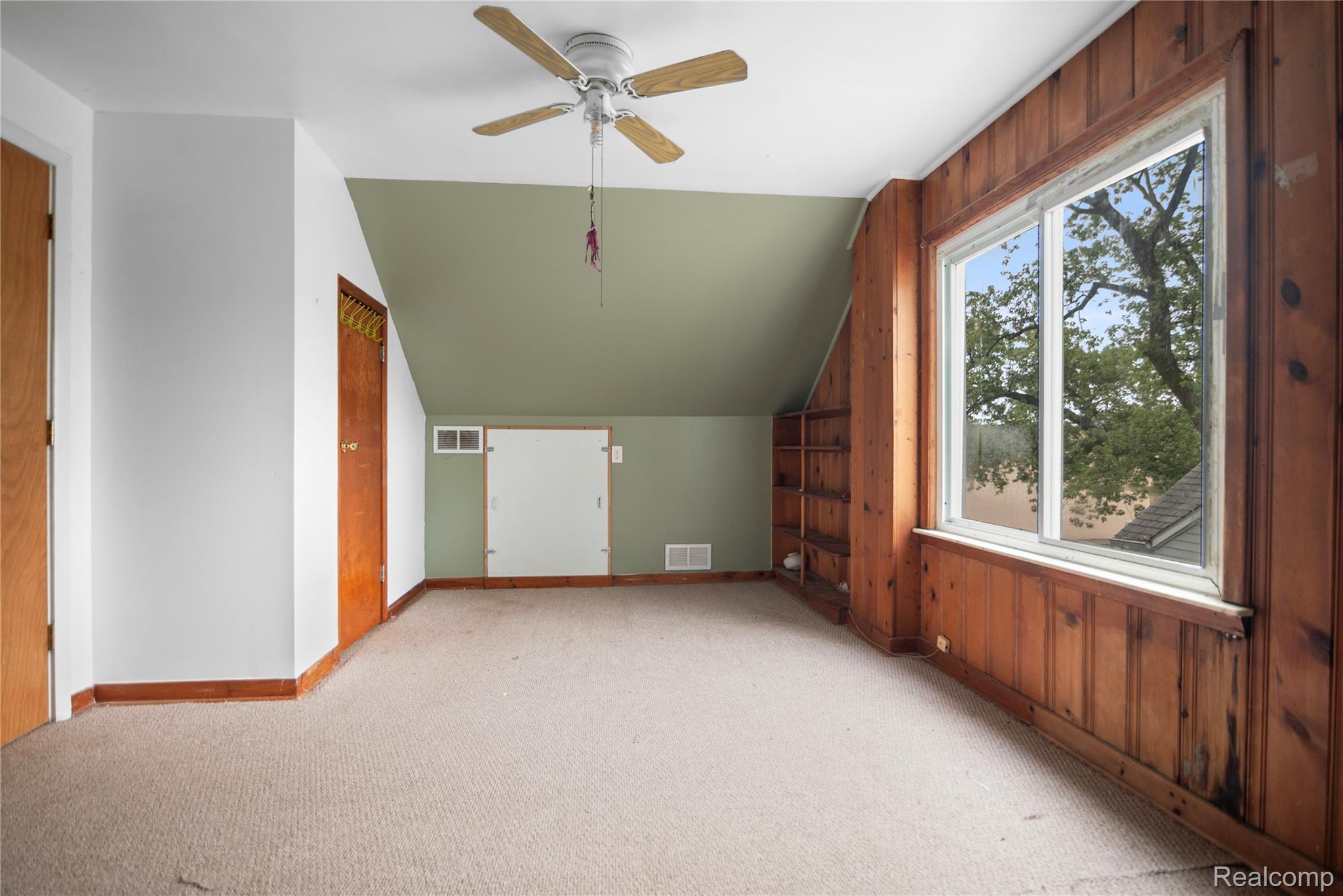 Clawson City, Michigan 48017, United States, 3 Bedrooms Bedrooms, ,1 BathroomBathrooms,Residential,Active,209190