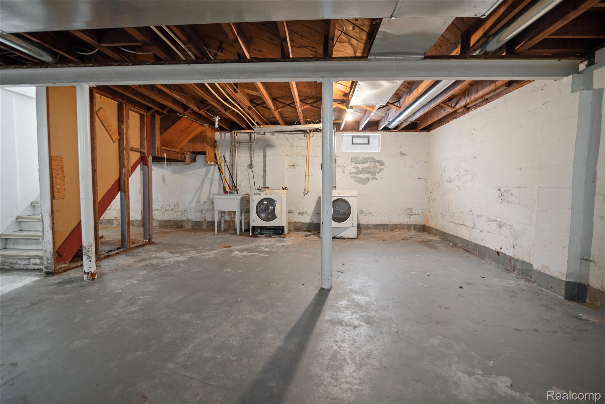 Clawson City, Michigan 48017, United States, 3 Bedrooms Bedrooms, ,1 BathroomBathrooms,Residential,Active,209190