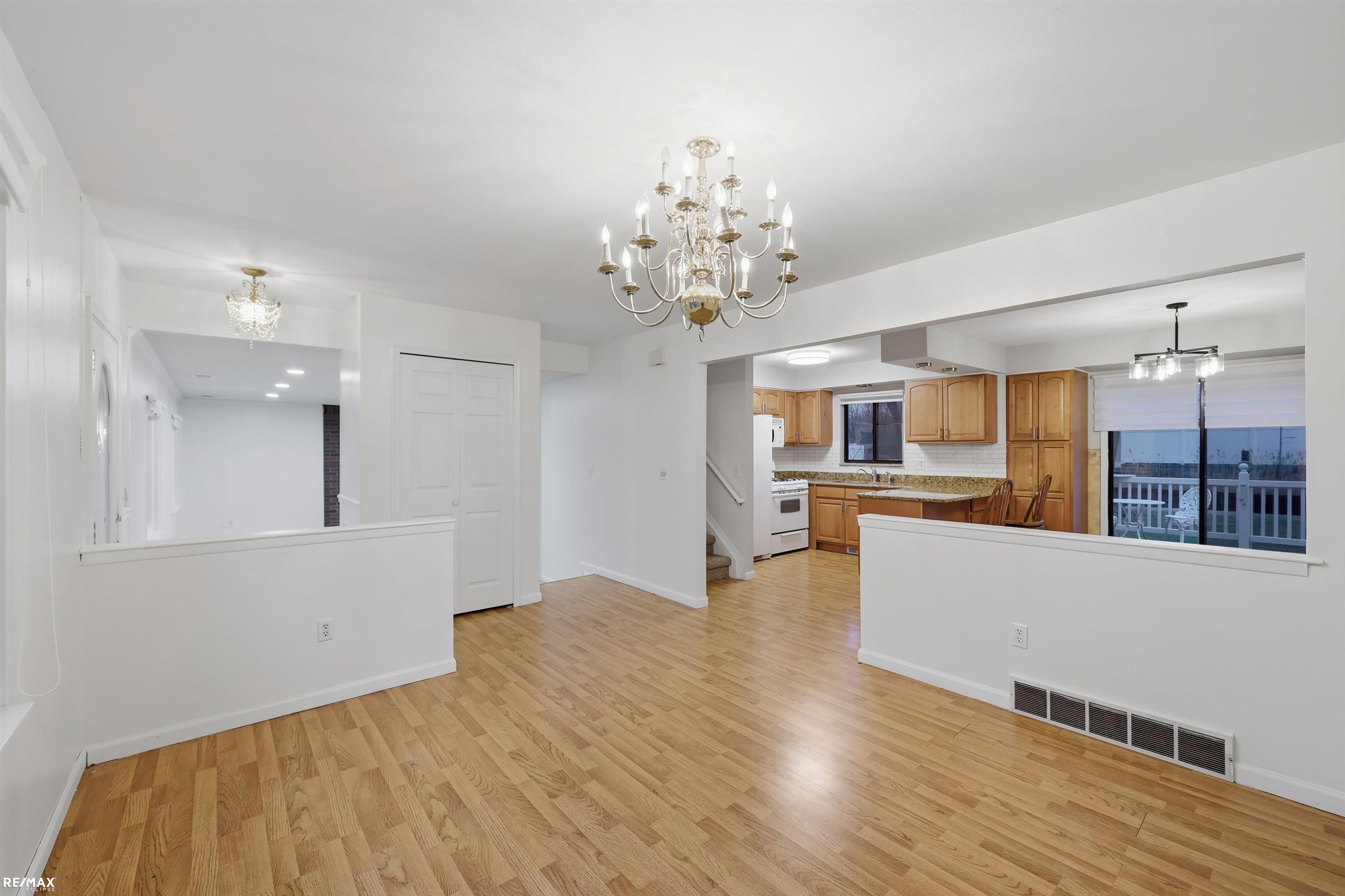 38044 Mallast Street