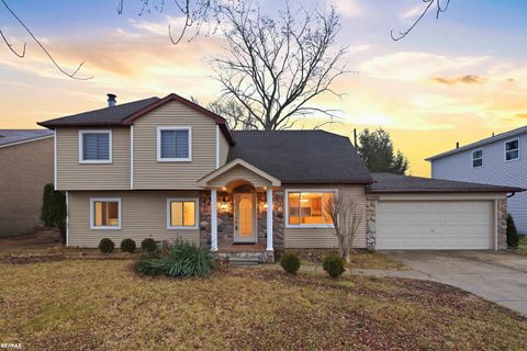 38044 Mallast Street Harrison Charter Township MI 48045