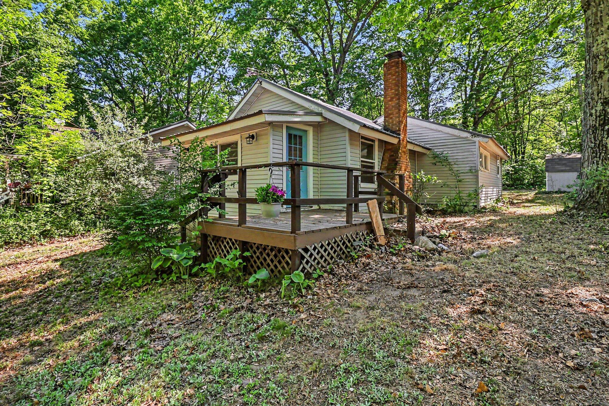 114 S 180th Avenue