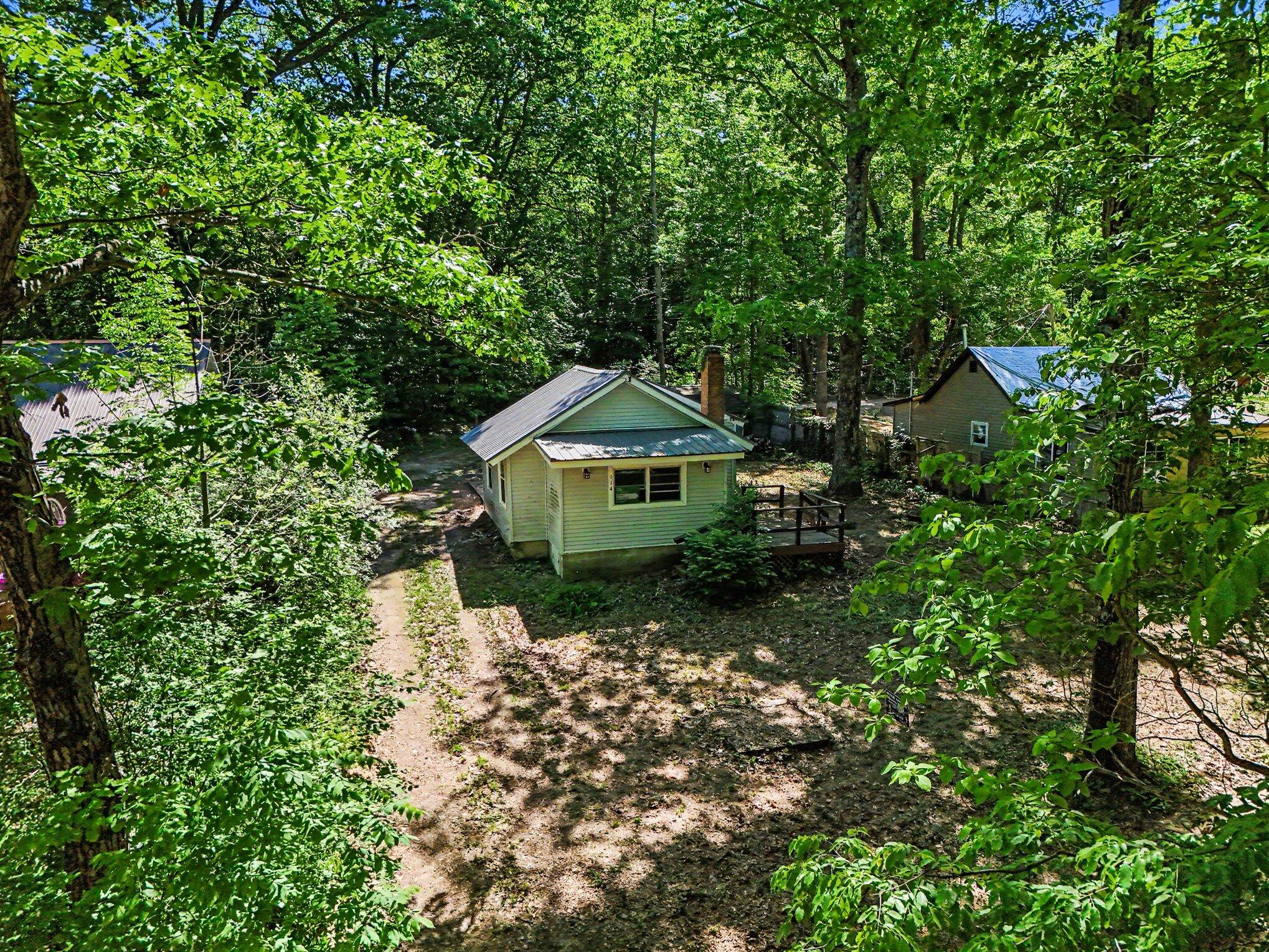 114 S 180th Avenue