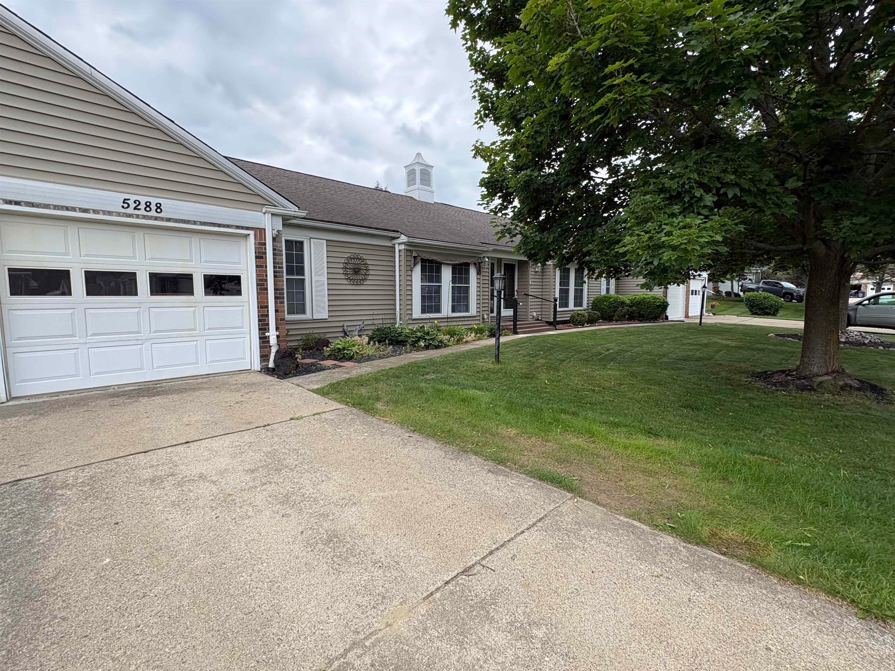 5288 Vineyard Lane