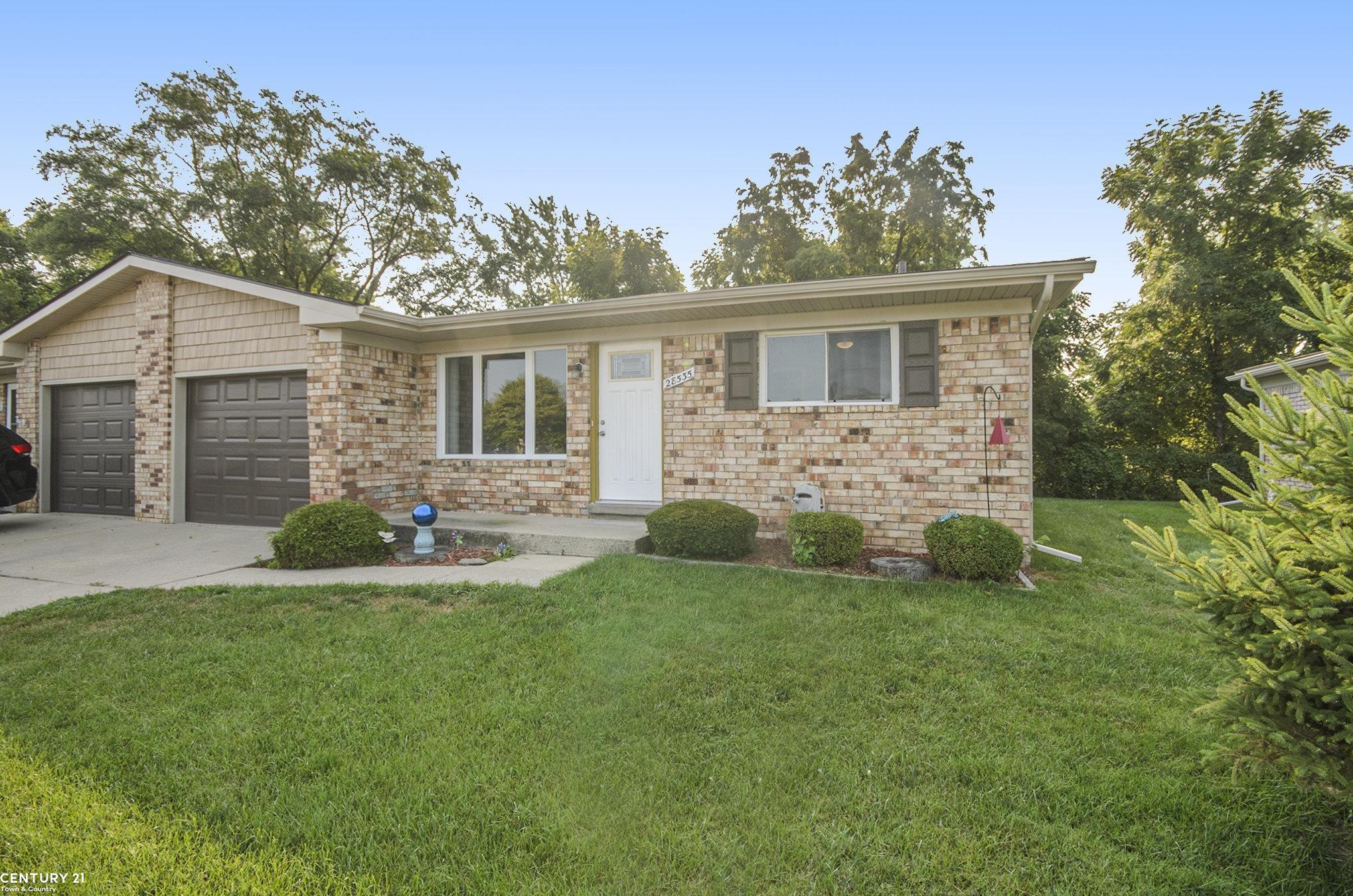 28535 Dino Circle
