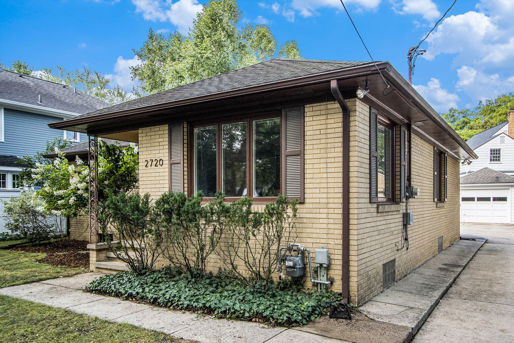 Kalamazoo City, Michigan 49008, United States, 3 Bedrooms Bedrooms, ,2 BathroomsBathrooms,Residential,Active,198220