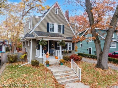 350 W Maplehurst Street Ferndale City MI 48220