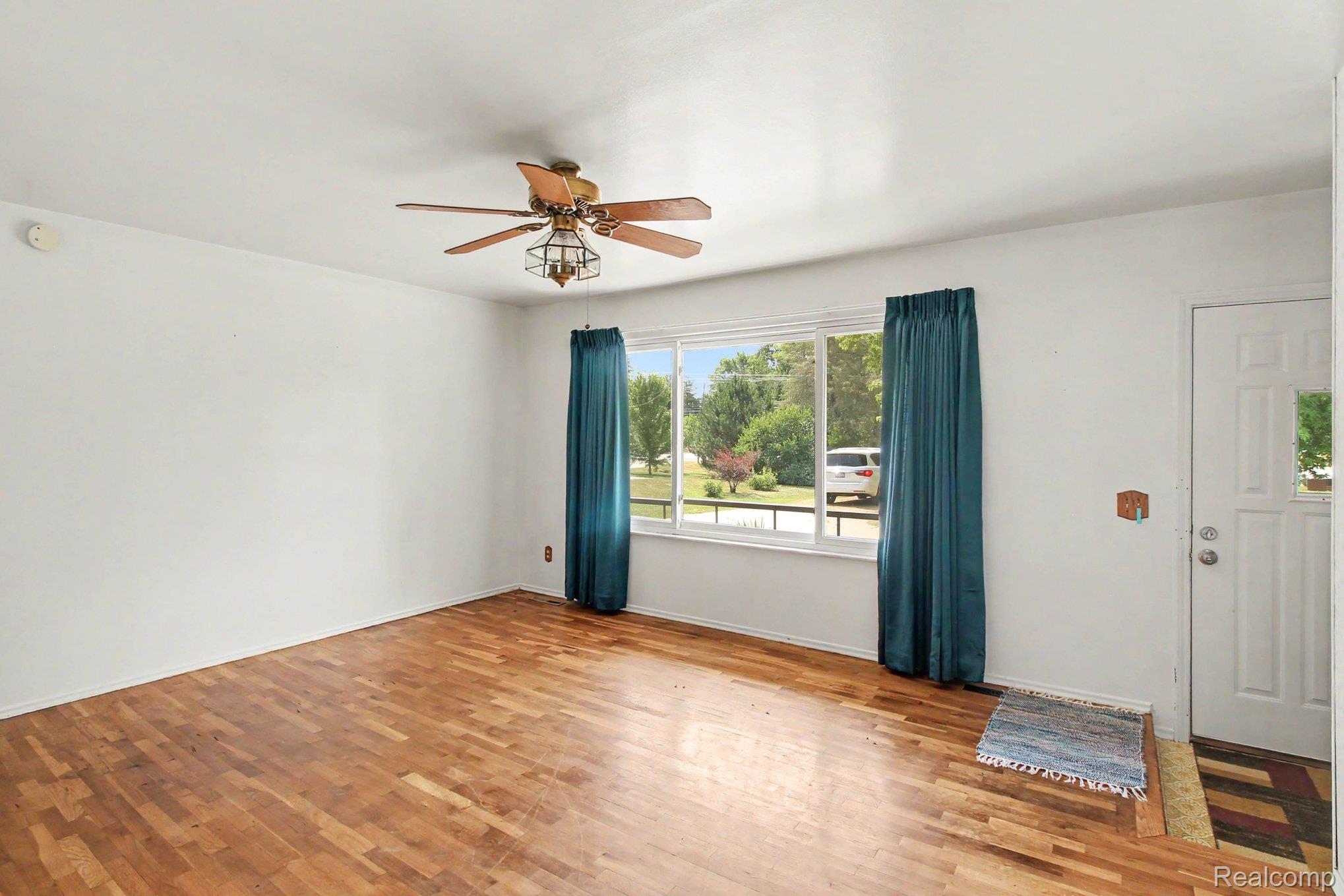 1254 W Grand Blanc Road W