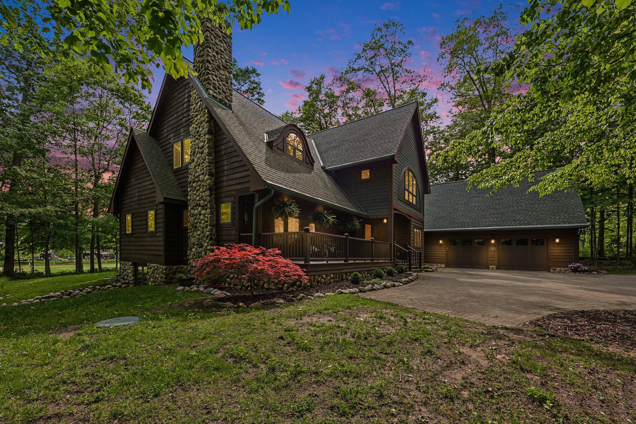 2515 Southwoods Trail