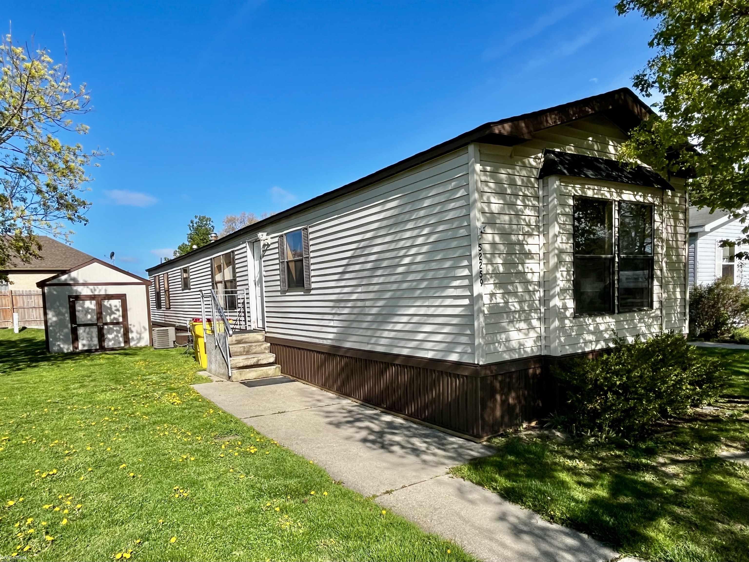 52259 Quaker Hill Lane