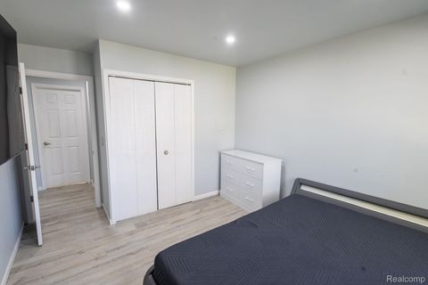 Tiny photo for 29101 Hayes Road, Warren City, MI 48088 (MLS # 20251044828)