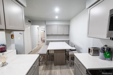 Tiny photo for 29101 Hayes Road, Warren City, MI 48088 (MLS # 20251044828)