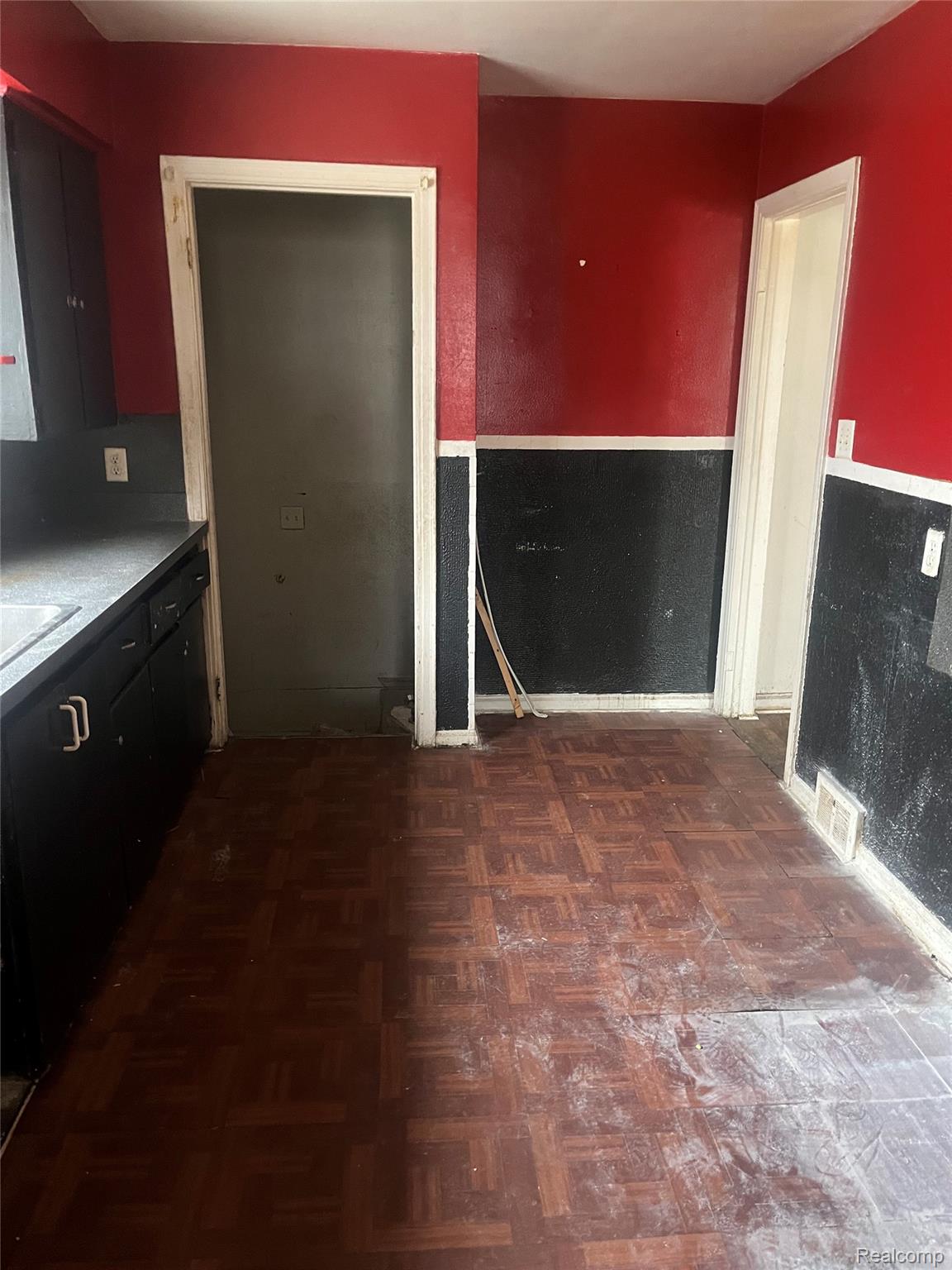 15776 Evergreen Road