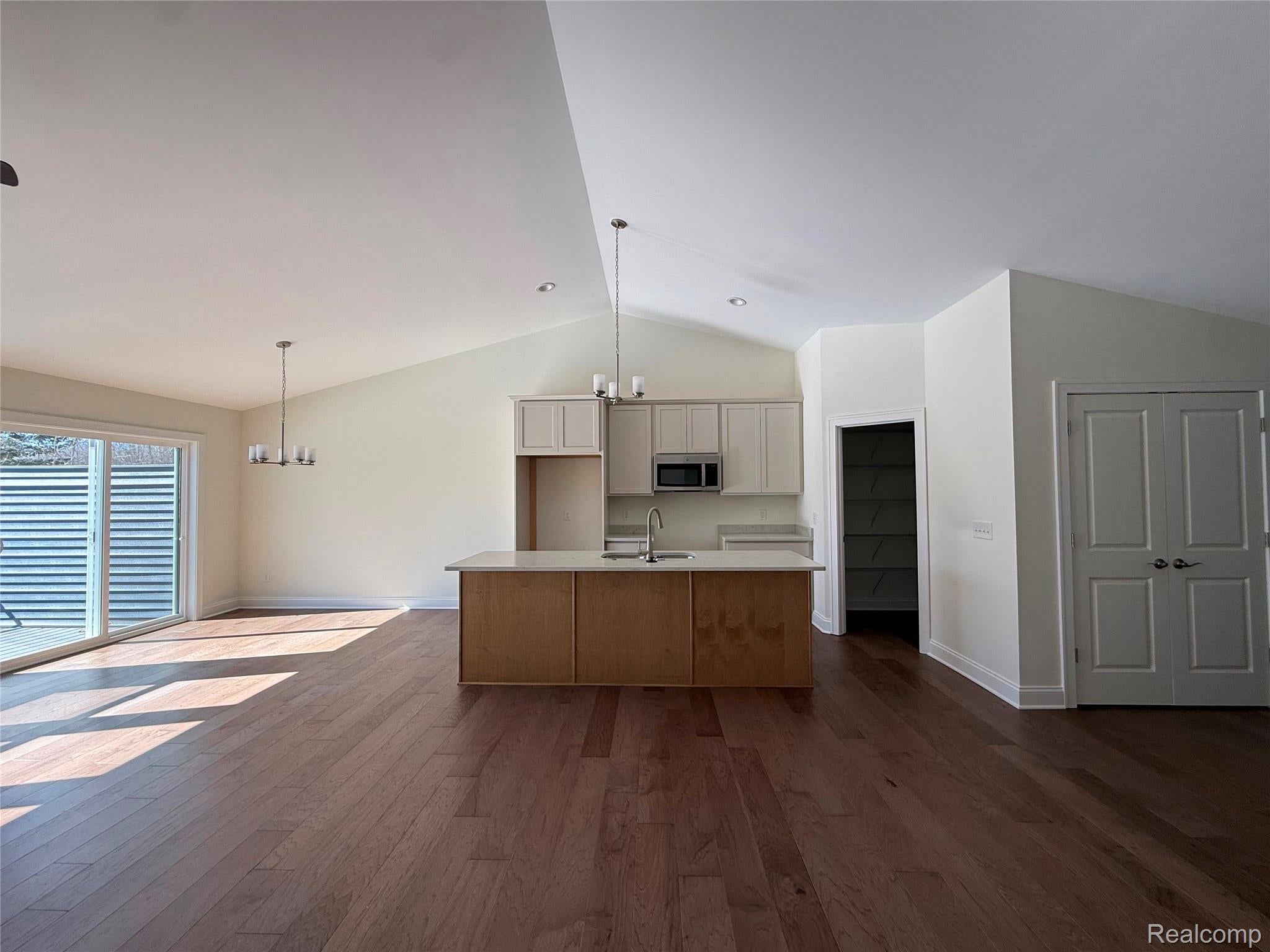 1089 Camellia Circle 31