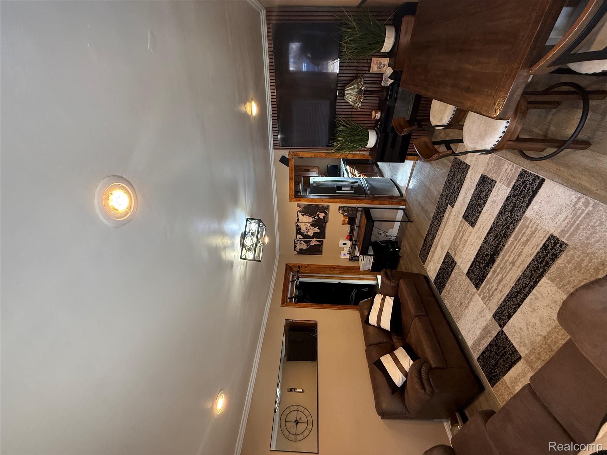 27233 New York Street